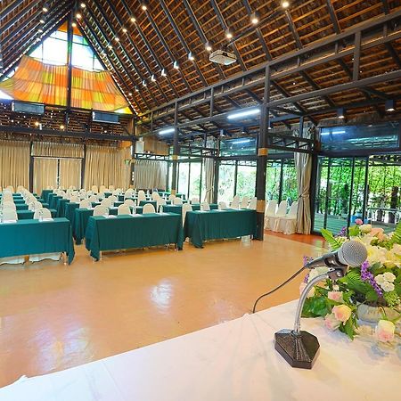 The Loft Resort Banguecoque Exterior foto